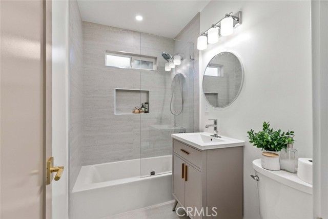 8372 Outland View Drive, Sun Valley (los Angeles), CA 91352