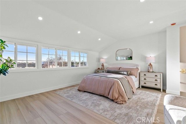 8372 Outland View Drive, Sun Valley (los Angeles), CA 91352