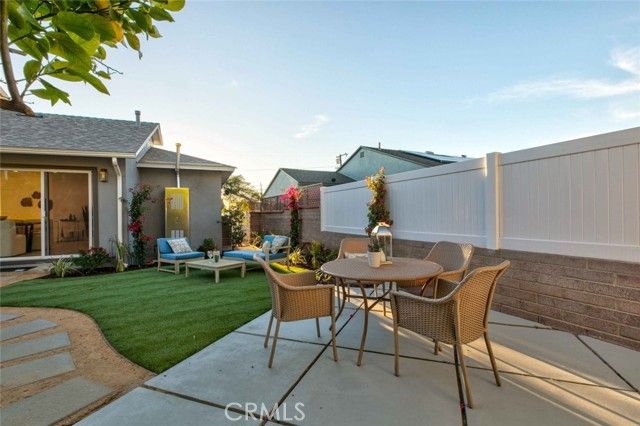 8372 Outland View Drive, Sun Valley (los Angeles), CA 91352
