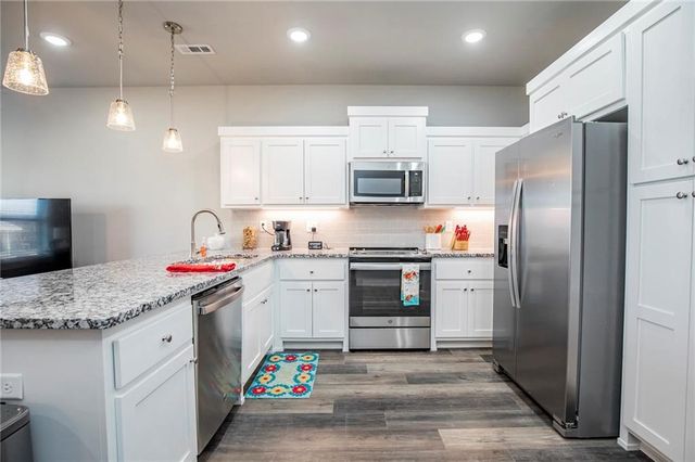 2578 N Ward Drive, Fayetteville, AR 72704