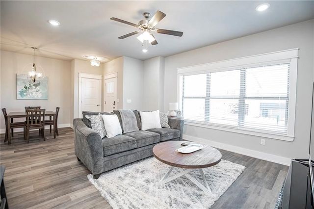 2578 N Ward Drive, Fayetteville, AR 72704