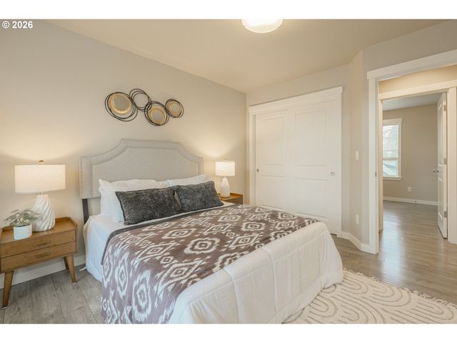 3705 Se 107TH Ave, Portland, OR 97266