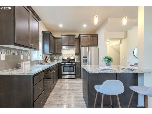 3705 Se 107TH Ave, Portland, OR 97266