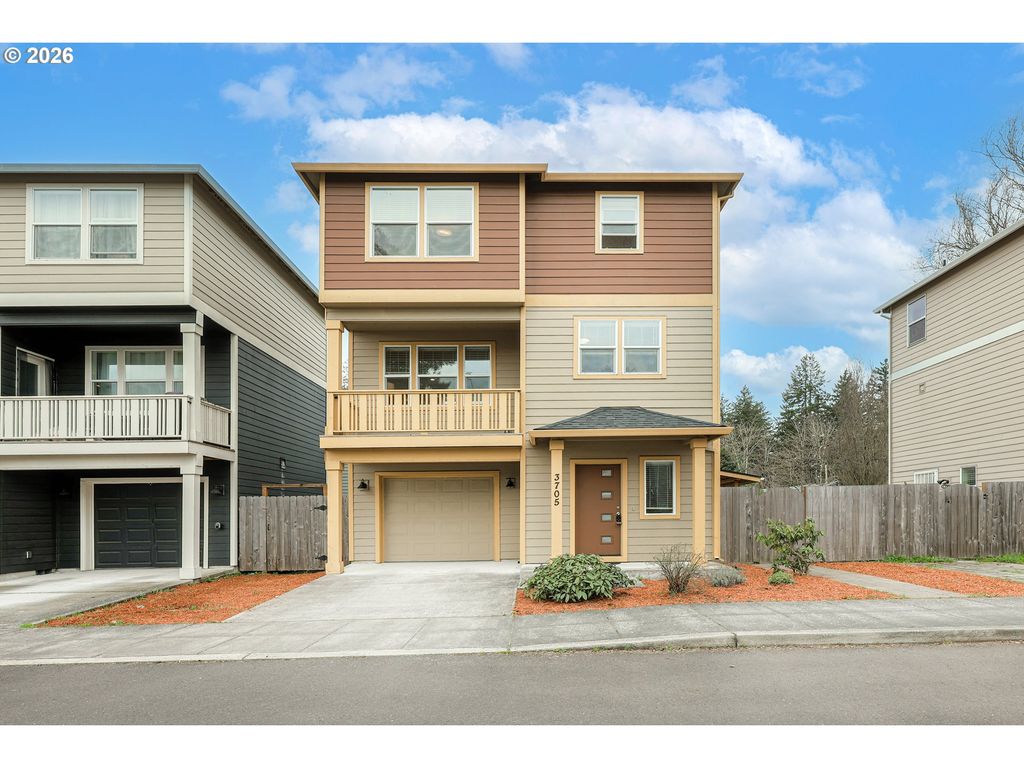 3705 Se 107TH Ave, Portland, OR 97266