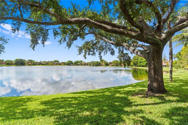 1600 Coral Avenue, North Lauderdale, FL 33068