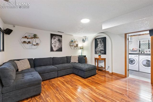 2105 Farnsworth Drive, Colorado Springs, CO 80916