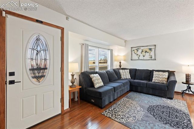 2105 Farnsworth Drive, Colorado Springs, CO 80916