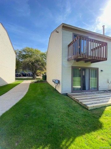 1567 STREAMWOOD Court 55, Rochester Hills, MI 48309