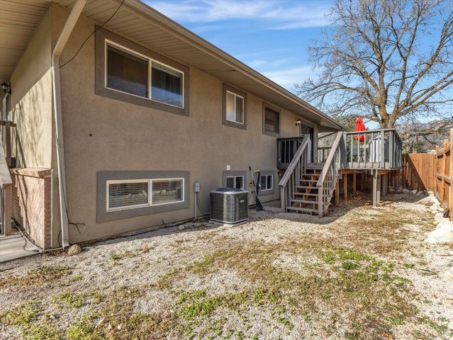 8698 S ALTA CANYON DR, Sandy, UT 84093