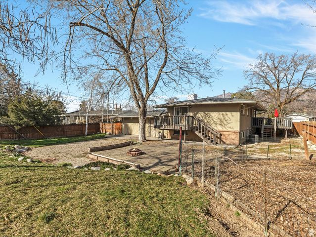 8698 S ALTA CANYON DR, Sandy, UT 84093