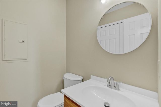 32 CRAIG CT, Newtown, PA 18940