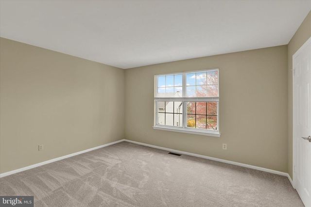 32 CRAIG CT, Newtown, PA 18940