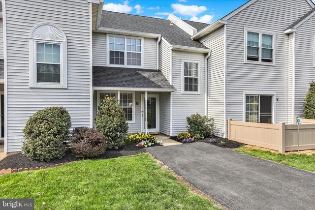 32 CRAIG CT, Newtown, PA 18940