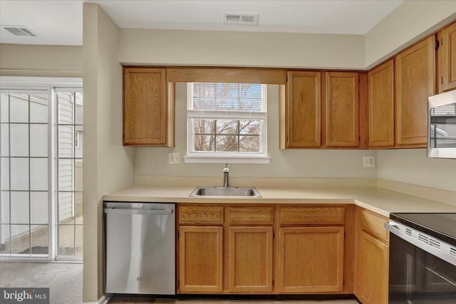 32 CRAIG CT, Newtown, PA 18940