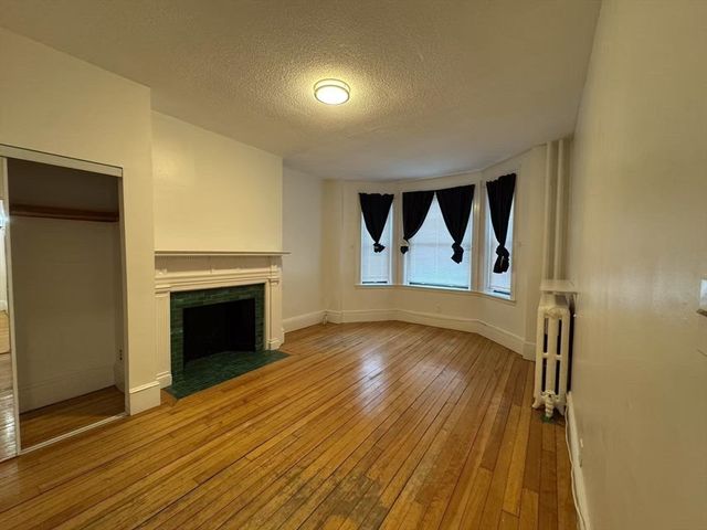 20 Glenville Ave 1, Boston, MA 02134