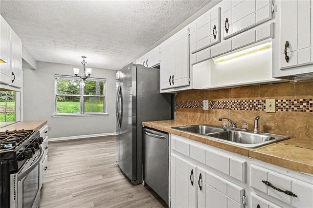 163 Sagebrush Road, Stockbridge, GA 30281