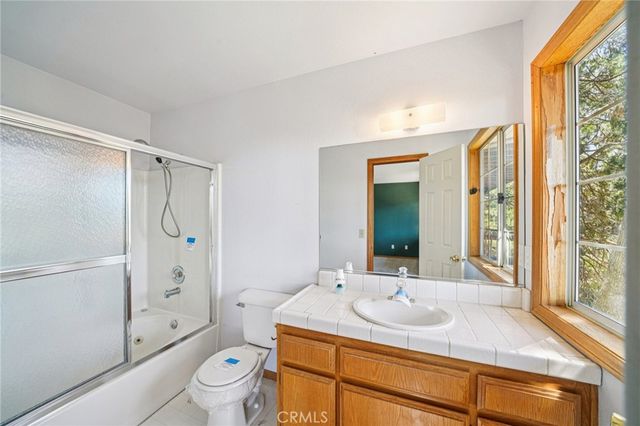 25274 North Road, Twin Peaks, CA 92391