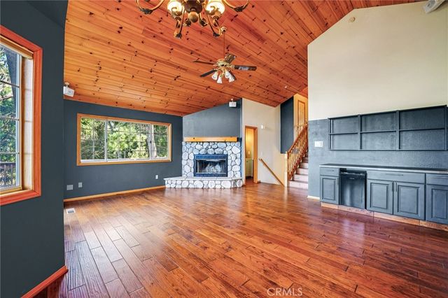 25274 North Road, Twin Peaks, CA 92391
