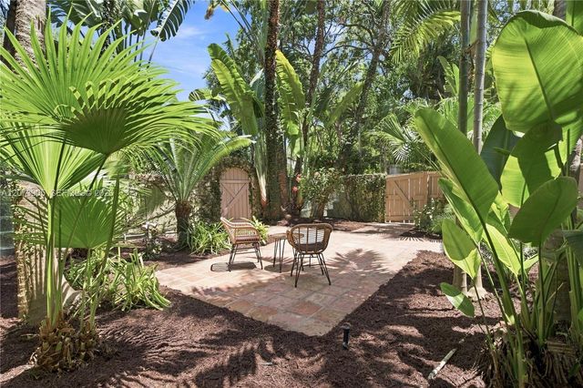 4110 Battersea Road, Miami, FL 33133