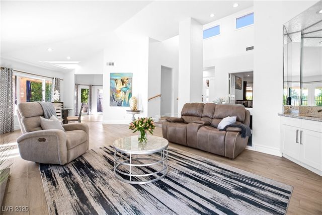 7283 Mission Hills Drive, Las Vegas, NV 89113