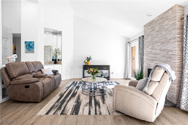 7283 Mission Hills Drive, Las Vegas, NV 89113