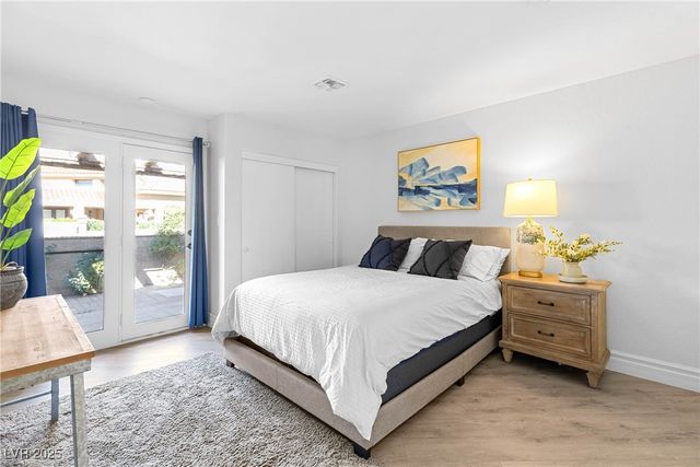 7283 Mission Hills Drive, Las Vegas, NV 89113