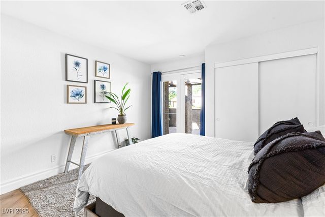 7283 Mission Hills Drive, Las Vegas, NV 89113