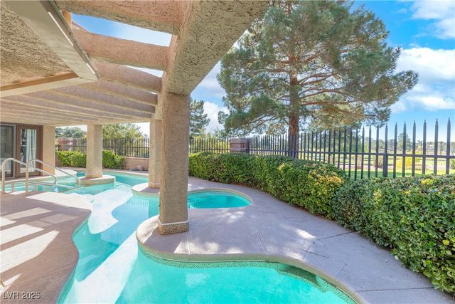 7283 Mission Hills Drive, Las Vegas, NV 89113