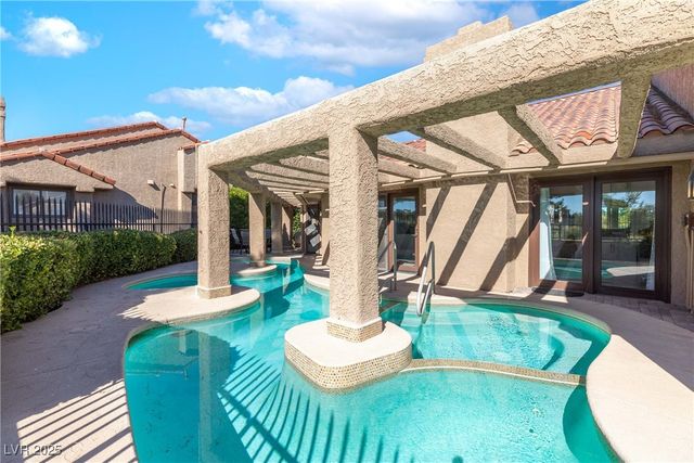 7283 Mission Hills Drive, Las Vegas, NV 89113