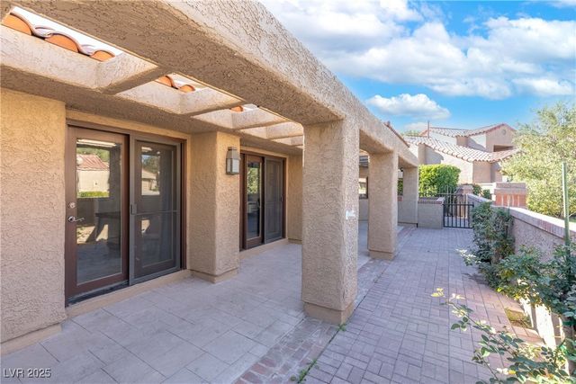 7283 Mission Hills Drive, Las Vegas, NV 89113