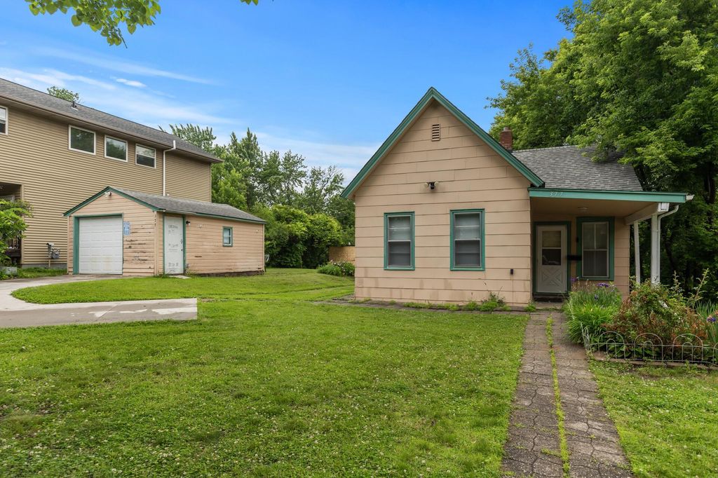 377 Winona Street E, Saint Paul, MN 55107 — photo 3