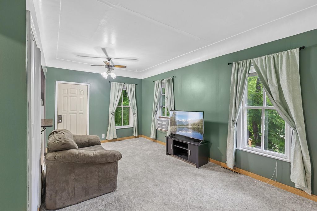 377 Winona Street E, Saint Paul, MN 55107 — photo 5