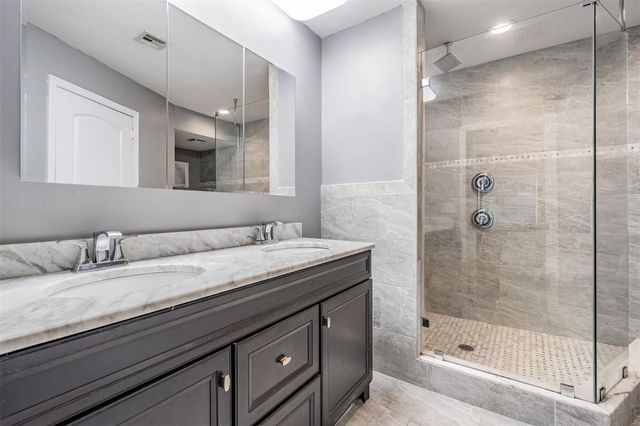 637 DRAKE LANE N, Dunedin, FL 34698