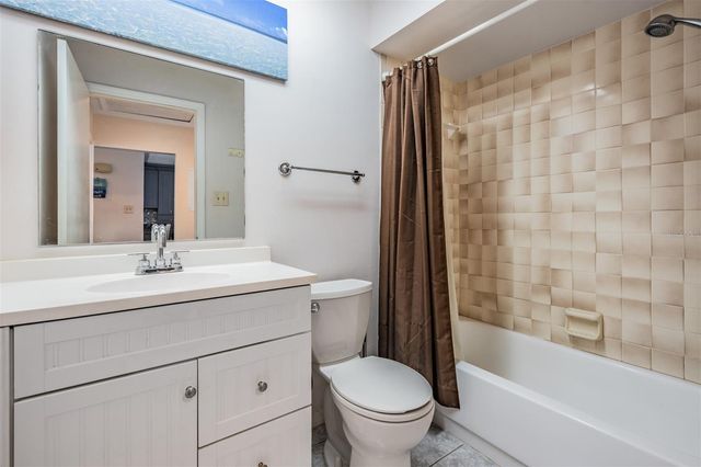 637 DRAKE LANE N, Dunedin, FL 34698