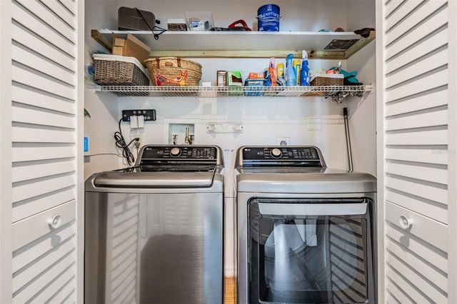 637 DRAKE LANE N, Dunedin, FL 34698