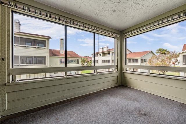 637 DRAKE LANE N, Dunedin, FL 34698