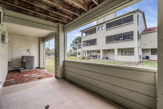 637 DRAKE LANE N, Dunedin, FL 34698