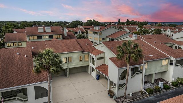 637 DRAKE LANE N, Dunedin, FL 34698