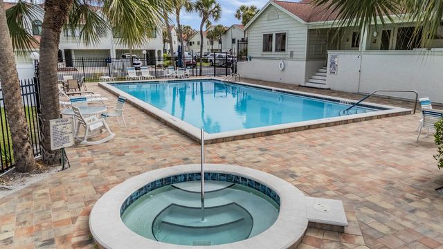 637 DRAKE LANE N, Dunedin, FL 34698