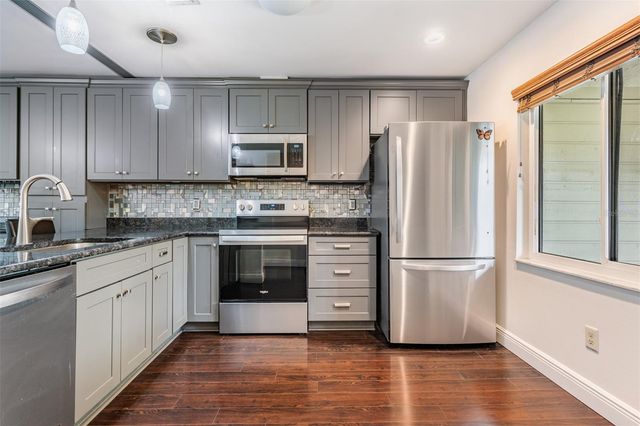 637 DRAKE LANE N, Dunedin, FL 34698