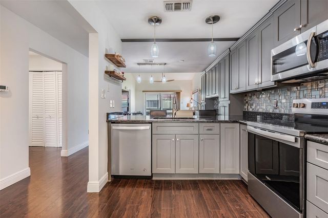 637 DRAKE LANE N, Dunedin, FL 34698