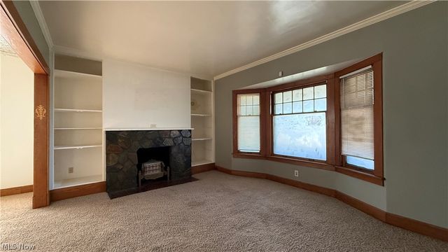 3123 West Boulevard, Cleveland, OH 44111