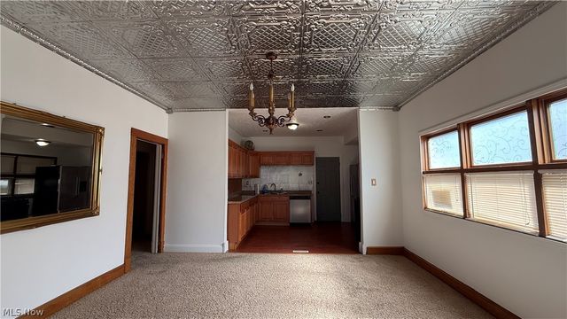 3123 West Boulevard, Cleveland, OH 44111