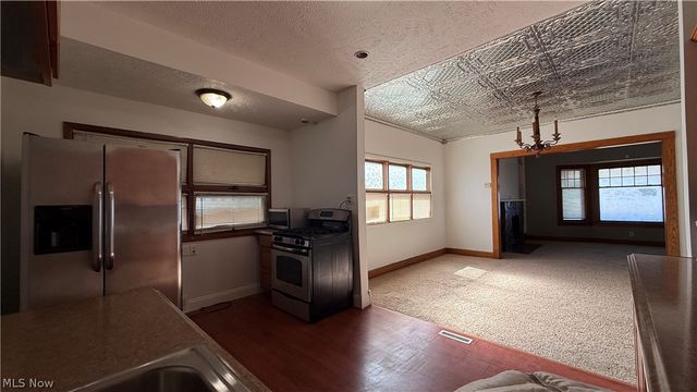 3123 West Boulevard, Cleveland, OH 44111