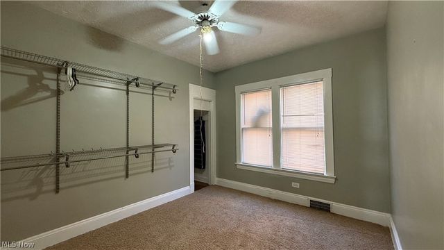 3123 West Boulevard, Cleveland, OH 44111