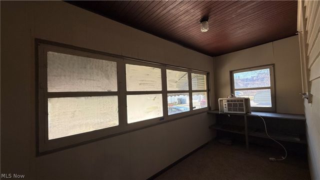 3123 West Boulevard, Cleveland, OH 44111