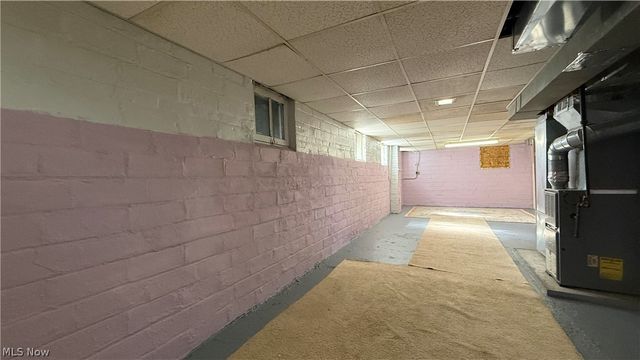 3123 West Boulevard, Cleveland, OH 44111