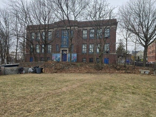 51 Ceylon St, Boston, MA 02121