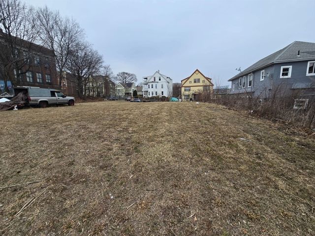 51 Ceylon St, Boston, MA 02121