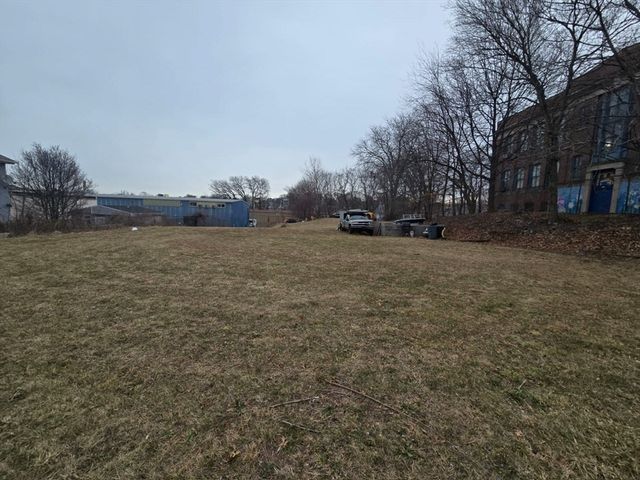 51 Ceylon St, Boston, MA 02121